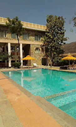 Holiday Hill Resort